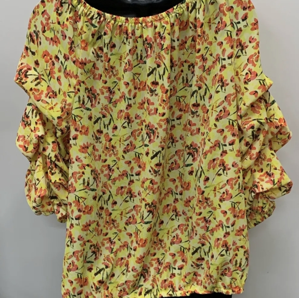 NWT Vince Camuto Women's Yellow Floral Blouse Size Large MSRP $69 - Picture 4 of 5